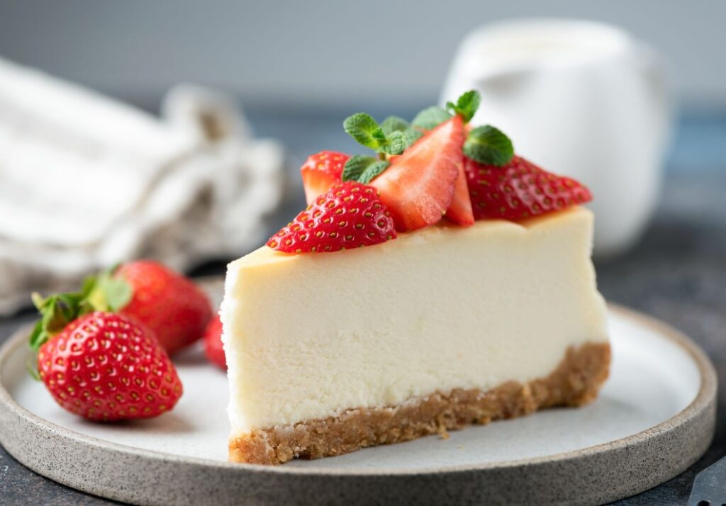 Can pregnant women eat cheesecake