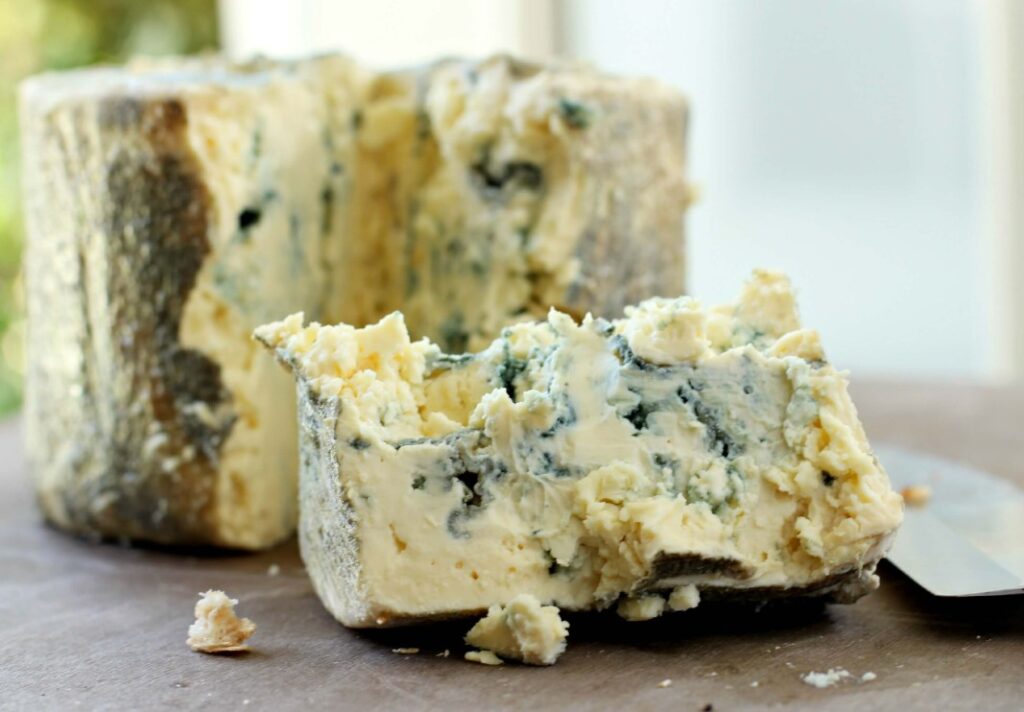 Can I Eat Blue Cheese While Pregnant